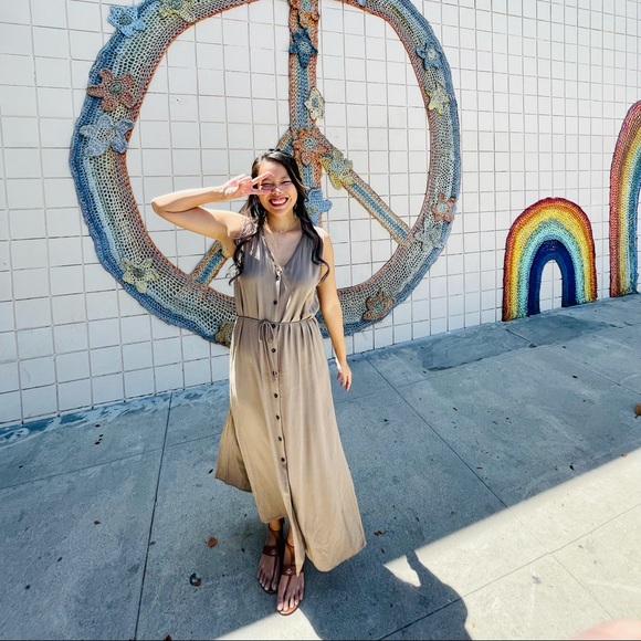 TINA JO Dress - Picture 2 of 7